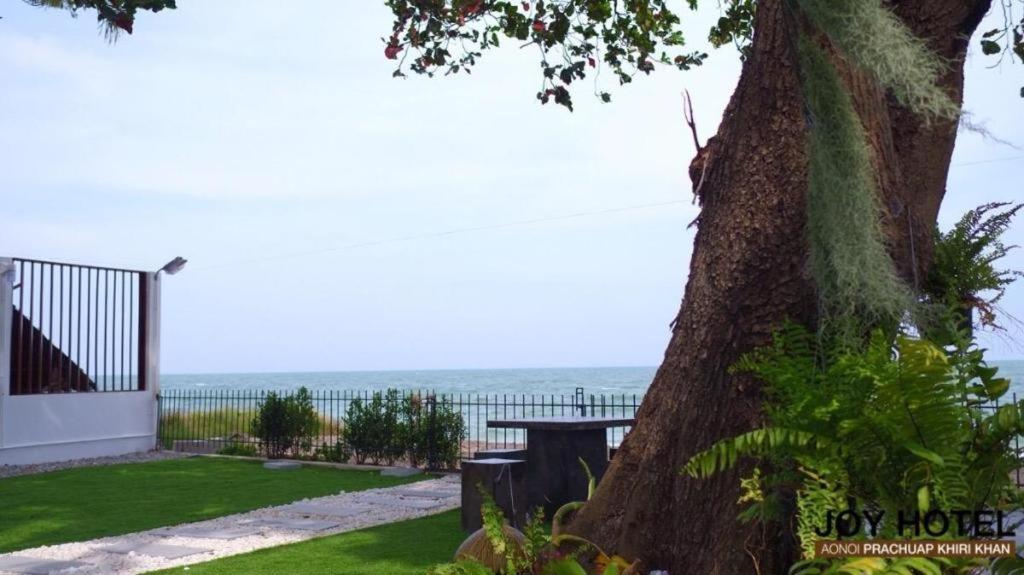 Joy Hotel Prachuap Khiri Khan Exterior foto